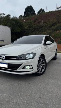 VOLKSWAGEN VIRTUS 1.0 200 TSI HIGHLINE AUTOMÁTICO